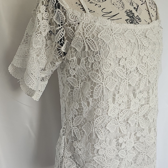 Miss Chievous Cream Lace Blouse - Picture 3 of 6